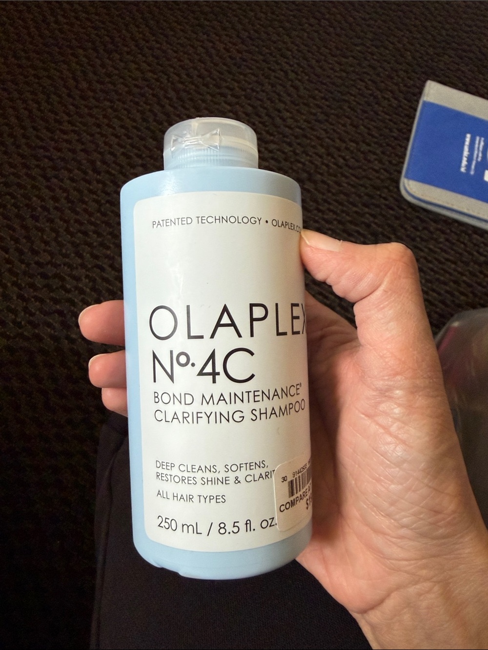 OLAPLEX No. 4C Clarifying Shampoo - Light Blue and White Bottle